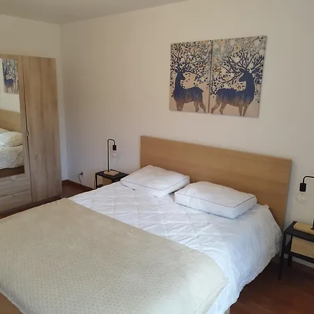 Le Petit Counehet Apartment *